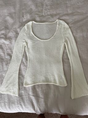 Women's Scoop Neck Cream Knit Sweater